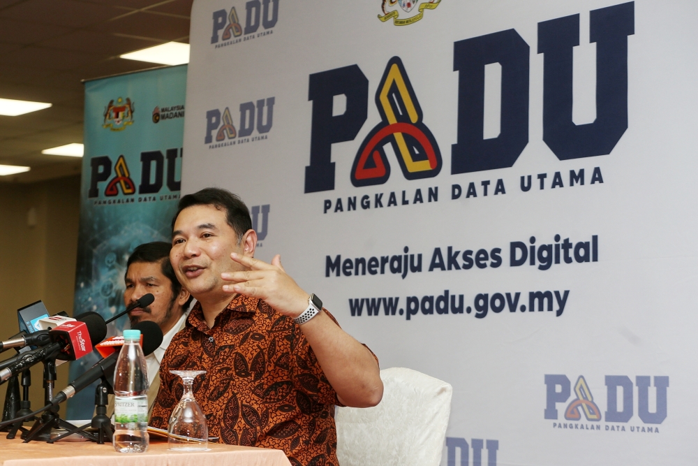 Economy Minister Rafizi Ramli speaks during a press conference on Malaysia’s Central Database Hub (Padu) at the Department of Statistics Malaysia in Putrajaya January 19, 2024. — Picture by Choo Choy May
