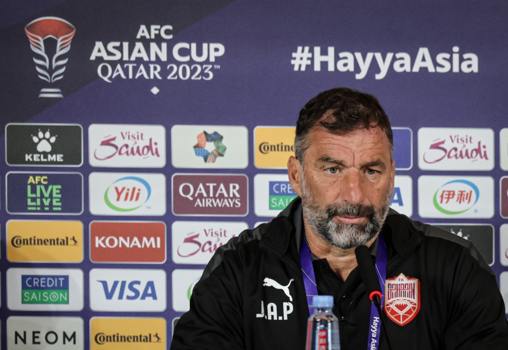 Dilmun’s Warriors head coach Juan Antonio Pizzi said despite their good run against the Harimau Malaya, Bahrain will not have an easy match as both teams have the same goal of qualifying for the round of 16. — Bernama pic 
