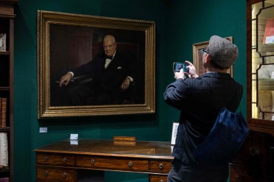 Coveted Churchill artifacts go on sale in New York