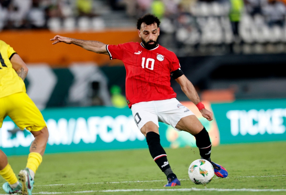 Egyptian fans celebrating in stadium