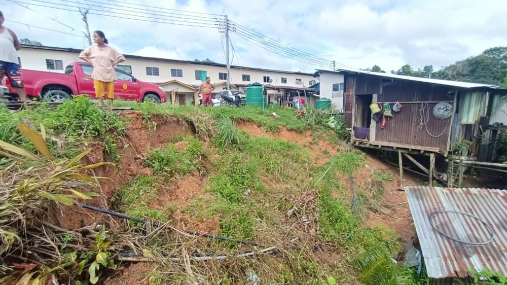 Bomba photo shows the aftermath of a previous landslide at Rumah Libau, Nanga Buku. — Picture courtesy of Fire and Rescue Dept