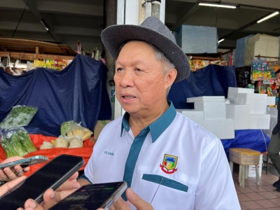 Kota Kinabalu City Hall to resolve issues at central market, says mayor