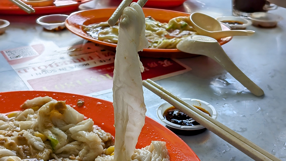 The delicate consistency of the rice noodle rolls is something to celebrate.