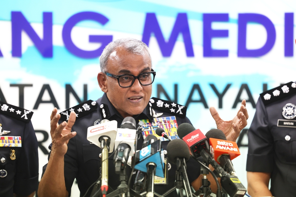 Bukit Aman Commercial Crime Investigation Department (CCID) director Datuk Seri Ramli Mohamed Yoosuf speaks during a press conference at Menara KPJ in Kuala Lumpur January 4, 2024. — Bernama pic 