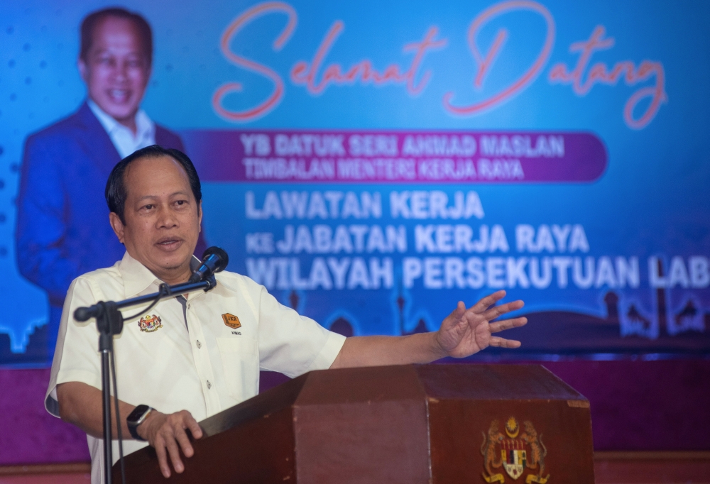 Deputy Works Minister Datuk Seri Ahmad Maslan delivers a speech during the handing over ceremony of the Upgrading Existing Space into Sterile Pharmacy Project at Labuan Hospital, Labuan January 22, 2024. — Bernama pic