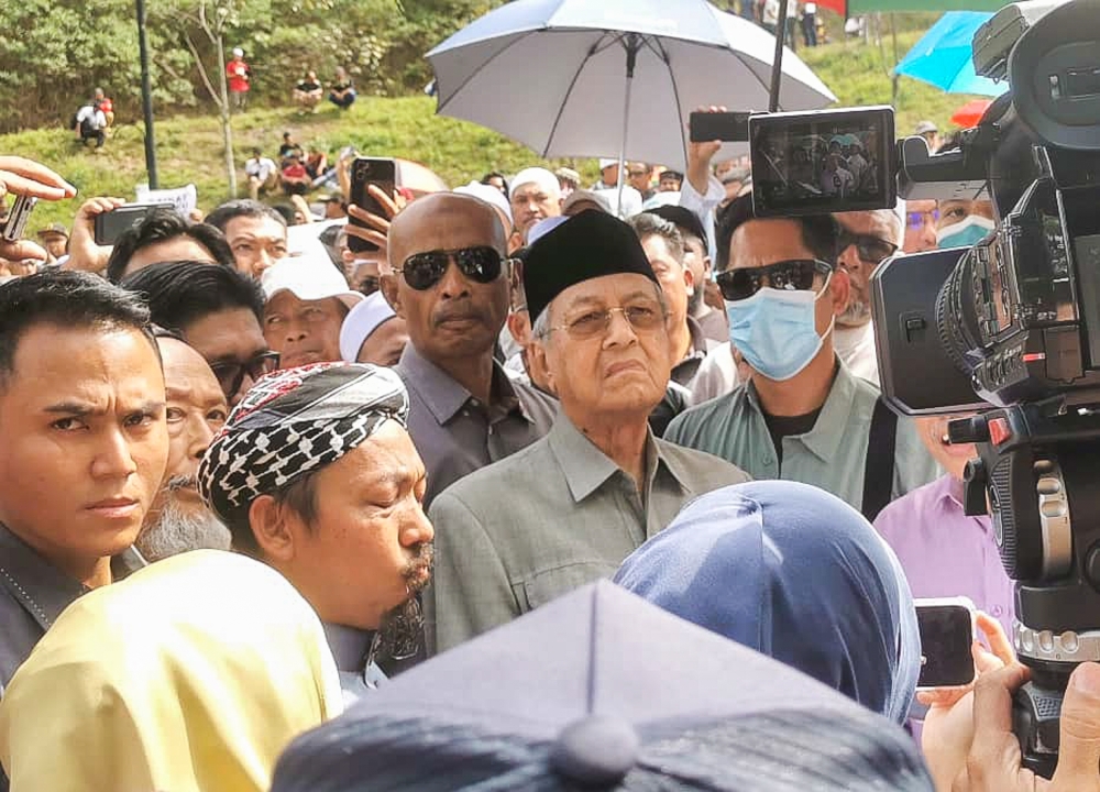 Former prime minister Tun Dr Mahathir Mohamad attends the Himpunan Rakyat rally at Istana Negara January 23, 2024.