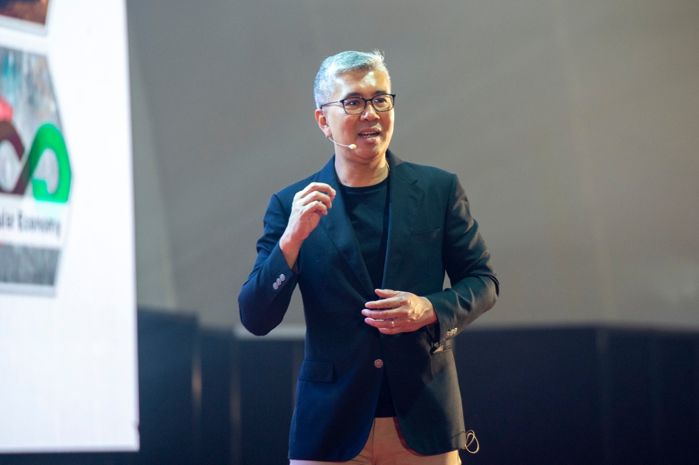 Investment, Trade and Industry Minister Datuk Seri Utama Tengku Zafrul Aziz said the establishment of this independent committee is to ensure the resilience and sustainability of the country’s iron and steel industry. — Picture by Shafwan Zaidon