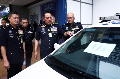 Kelantan police chief: Cops on the hunt for suspect who shot patrol car during chase