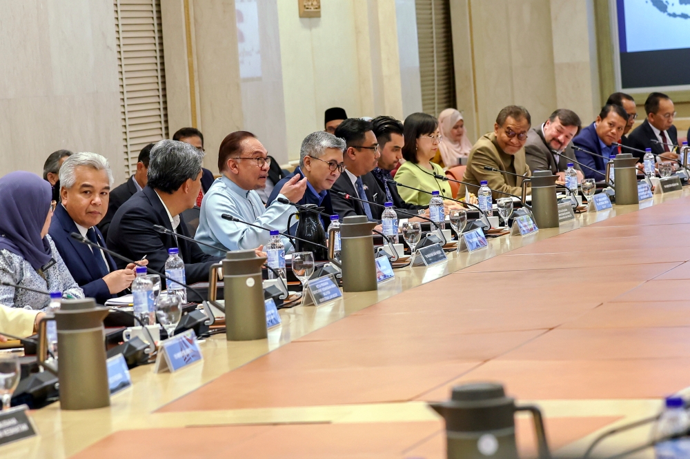 Prime Minister Datuk Seri Anwar Ibrahim chairs a meeting to launch the Asean-Malaysia 2025 chairmanship at the Perdana Putra, January 26, 2024. — Bernama pic 