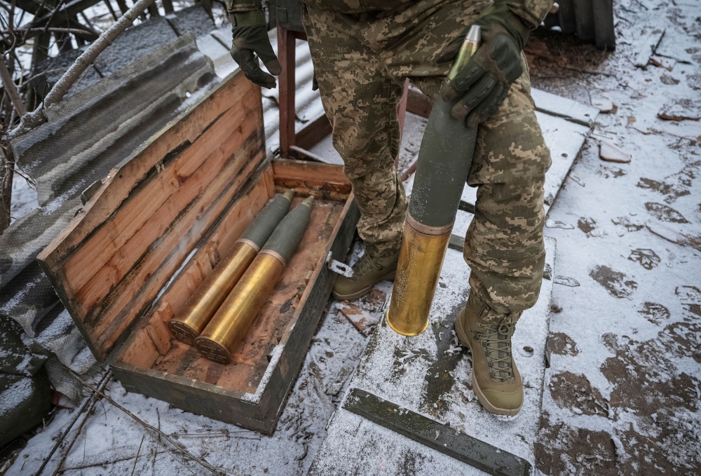 Ukraine’s SBU security service said yesterday it had uncovered a corruption scheme in the purchase of arms by the country’s military totalling the equivalent of about US$40 million. — Reuters pic