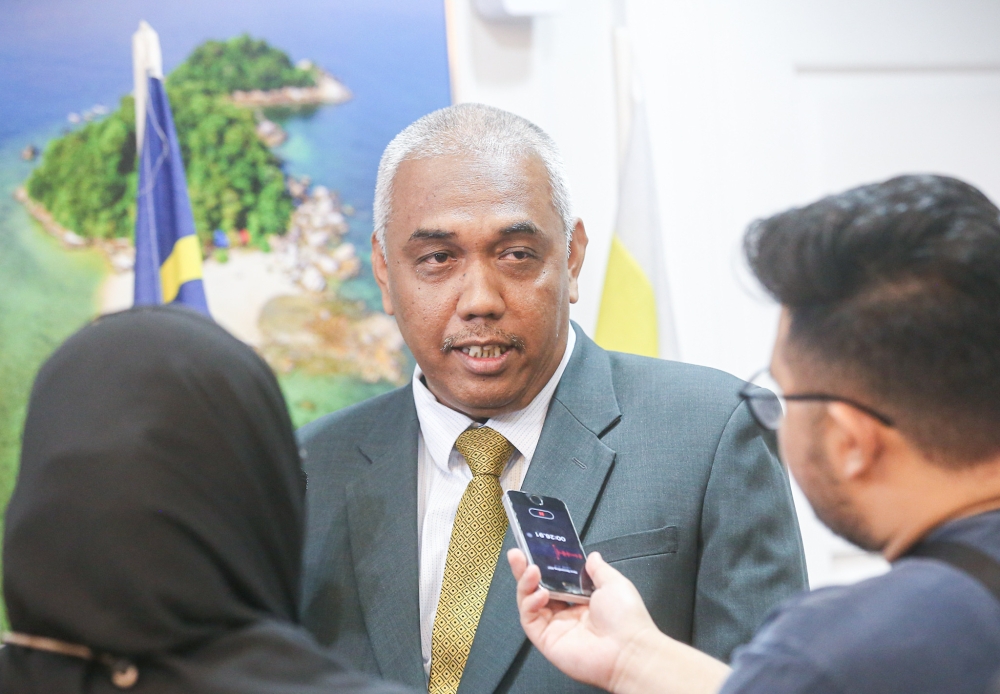 Perak Education, Higher Education, Youth and Sports Committee chairman Khairudin Abu Hanipah speaks to the press at the Perak Darul Ridzuan Building in Ipoh July 26, 2023. — File picture by Farhan Najib