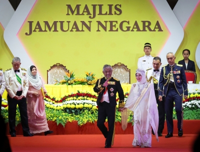 Al-Sultan Abdullah, Tunku Azizah, royal couple who have won the hearts of the people