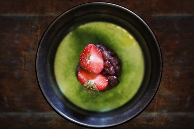 Winter ‘wagashi’: Matcha pudding with sweet adzuki mash and fresh strawberries