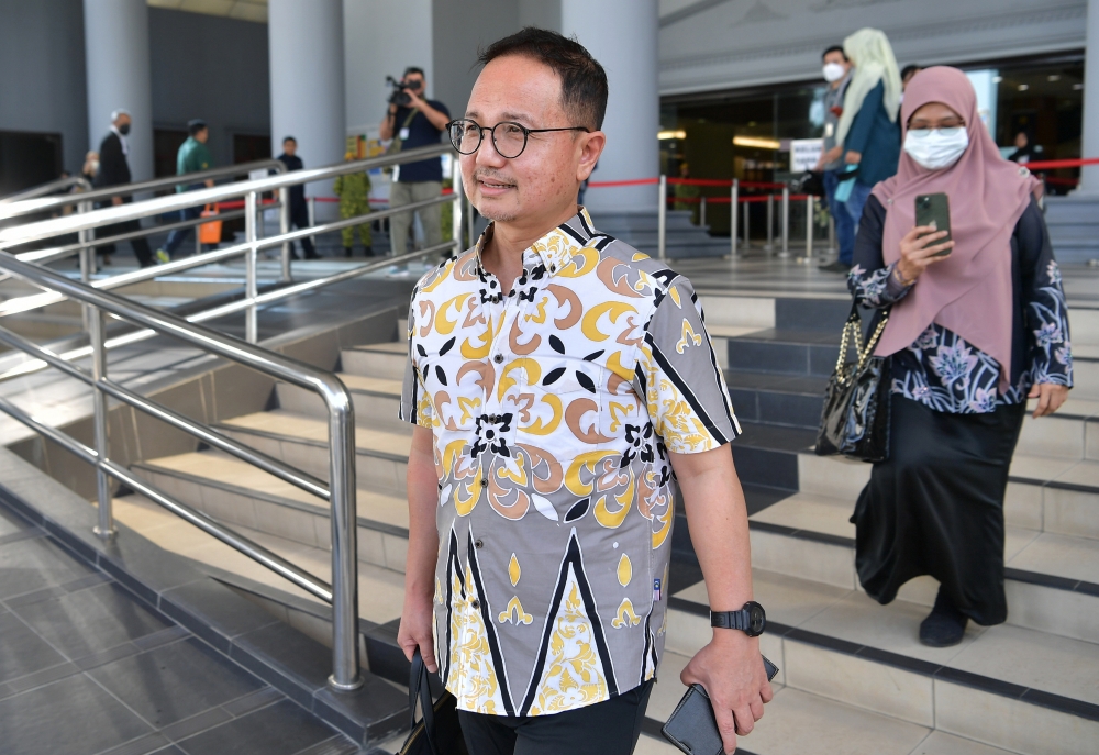 Datuk Mohamad Madani Sahari (pic) was alleged to have cheated MARii’s board of directors by deceiving them into believing that the price offered by LPS Learning Platform to conduct the training was RM6.4 million when the actual price was only RM2.3 million. — Bernama file pic