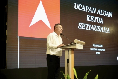 Pakatan needs unconventional approach to put Malaysia back on right track, says sec-gen at retreat
