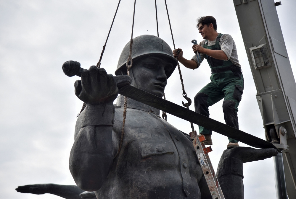 The Ukrainian region of Lviv has become the country’s first to remove all its Soviet-era monuments, the governor said yesterday, part of a broader wartime push to erase all traces of Russian rule. — Reuters pic