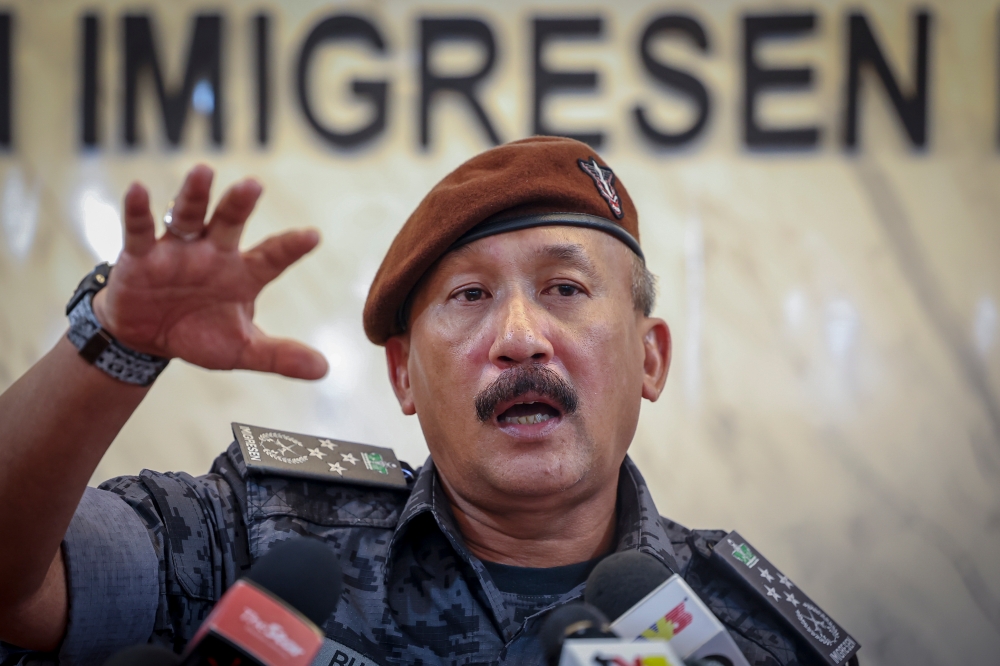 Immigration director-general Datuk Ruslin Jusoh said the number of Rohingya detainees in a particular block would be reduced and they would also be mixed with detainees from countries like Indonesia and Bangladesh. — Bernama pic