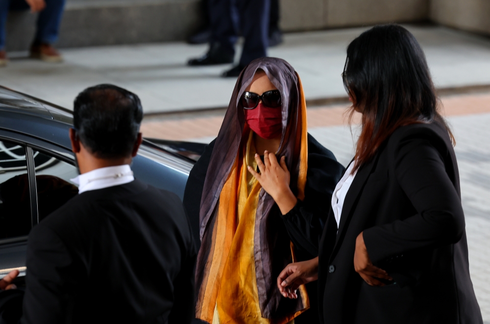 Samirah Muzaffar and her lawyer at the Court of Appeal in Putrajaya, October 17, 2023. — Bernama pic 