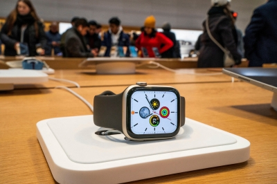Apple beats AliveCor lawsuit over heart-rate apps for Apple Watch