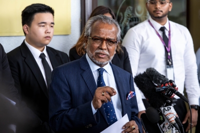 Despite reduced sentence, lawyer says Najib may apply again for full royal pardon - Vimarsana News