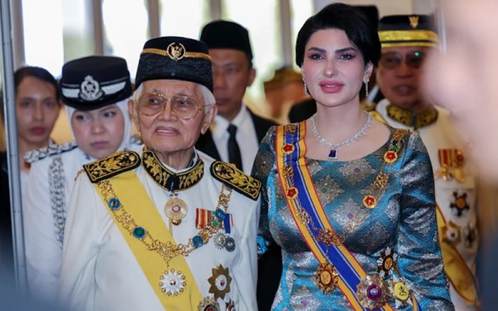 Yang di-Pertua Negeri Tun Wan Junaidi Tuanku Jaafar says Tun Pehin Sri Abdul Taib Mahmud laid a firm foundation stone to make Sarawak one of the most politically stable and economically viable regions in Malaysia today. — Bernama pic 