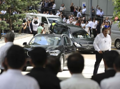 About 500 mourners bid final farewell to Singapore banking tycoon Wee Cho Yaw - Vimarsana News