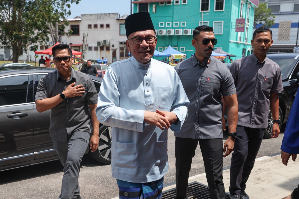 Prime Minister Datuk Seri Anwar Ibrahim said the decision was made by the Federal Court by the power vested in them under the Federal Constitution.— Bernama pic