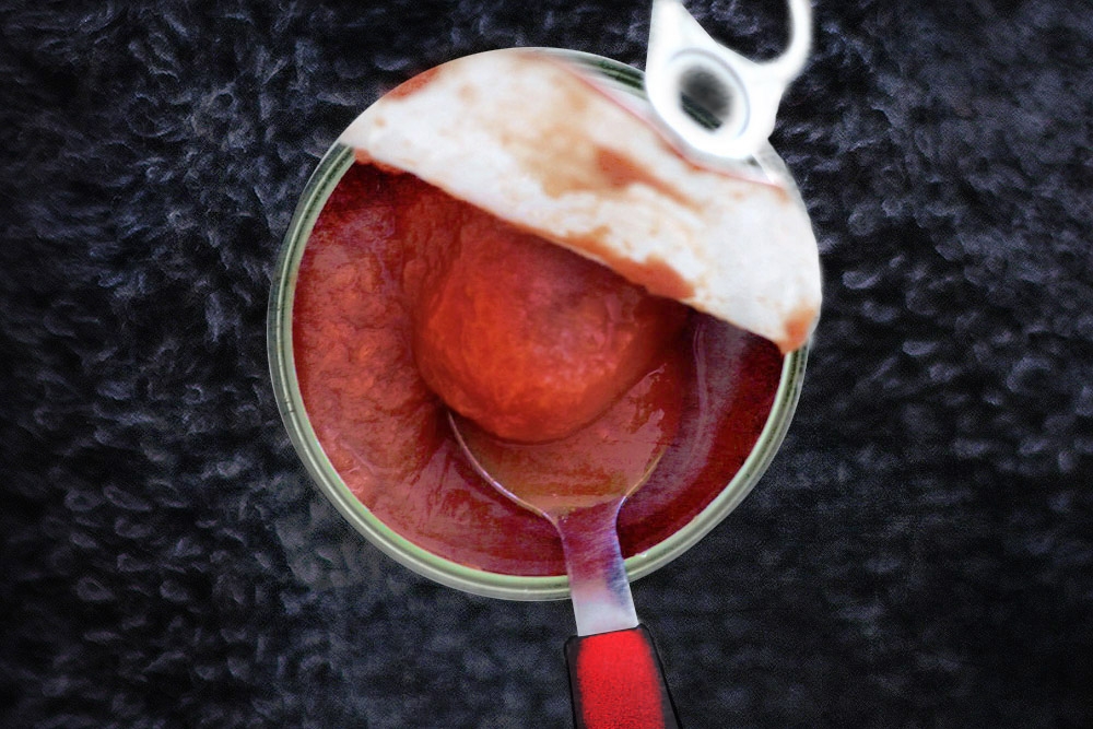 Tomatoes in the form of purée or ketchup gives the dish its distinctive tanginess.