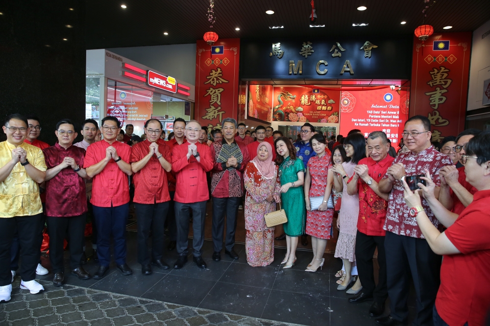 Foreign Minister Datuk Seri Mohamad Hasan (centre)  attends Chinese New Year celebrations at Wisma MCA in Kuala Lumpur February 10, 2024. — Picture by Yusof Mat Isa