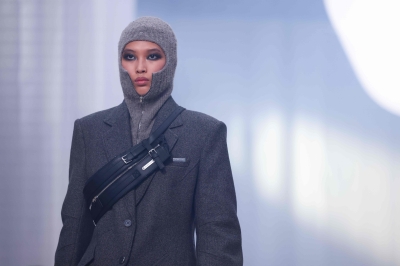 Helmut Lang kicks off New York Fashion Week with bubble wrap and balaclavas