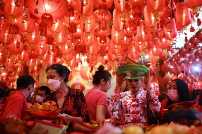 ‘Buzzing’ Bangkok celebrates Lunar New Year