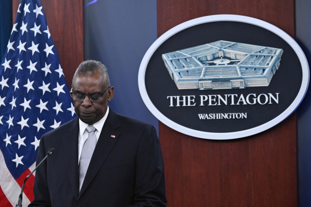 US Secretary of Defence Lloyd Austin was taken to the hospital again yesterday, a Pentagon spokesman said, this time for symptoms suggesting an emergent bladder issue, weeks after previous stays he controversially kept secret. — AFP pic