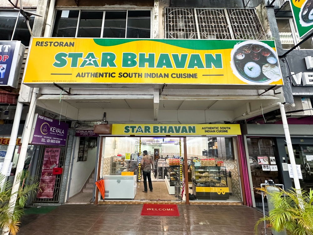 Star Bhavan is located at the busy street of Jalan SS14/1, just next to the LRT station.