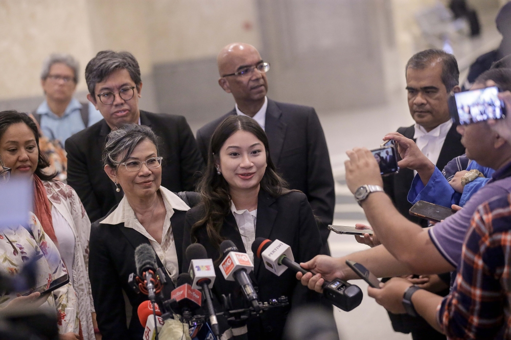 The lawyer for Nik Elin Zurina Nik Abdul Rashid and her daughter Tengku Yasmin Natasha Tengku Abdul Rahman has denied any procedural irregularity in challenging Kelantan shariah enactment, saying that including the federal government as a respondent is unnecessary. — Picture by Sayuti Zainudin 