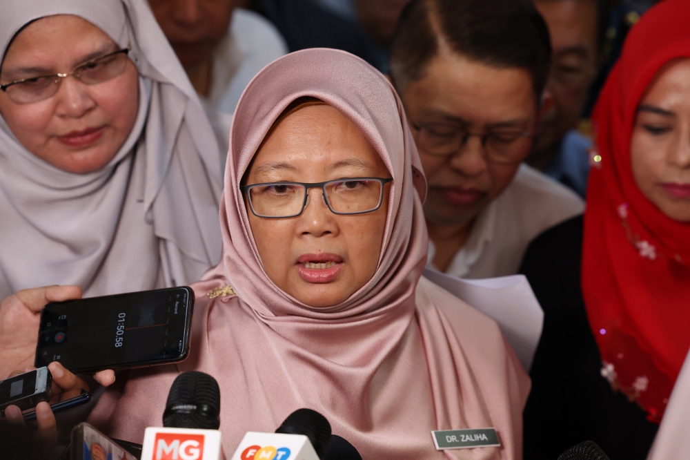 Minister in the Prime Minister’s Department (Federal Territories) Dr Zaliha Mustafa speaks to reporters in Kuala Lumpur February 13, 2024. — Bernama pic