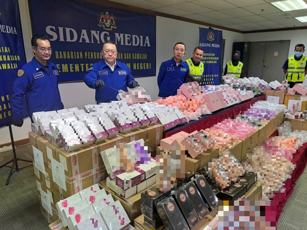 Home Ministry enforcement and control division secretary Nik Yusaimi Yussof said the latest raid in Masai, Johor had revealed that the sex toys were being sold openly to the public. — Picture by Ben Tan