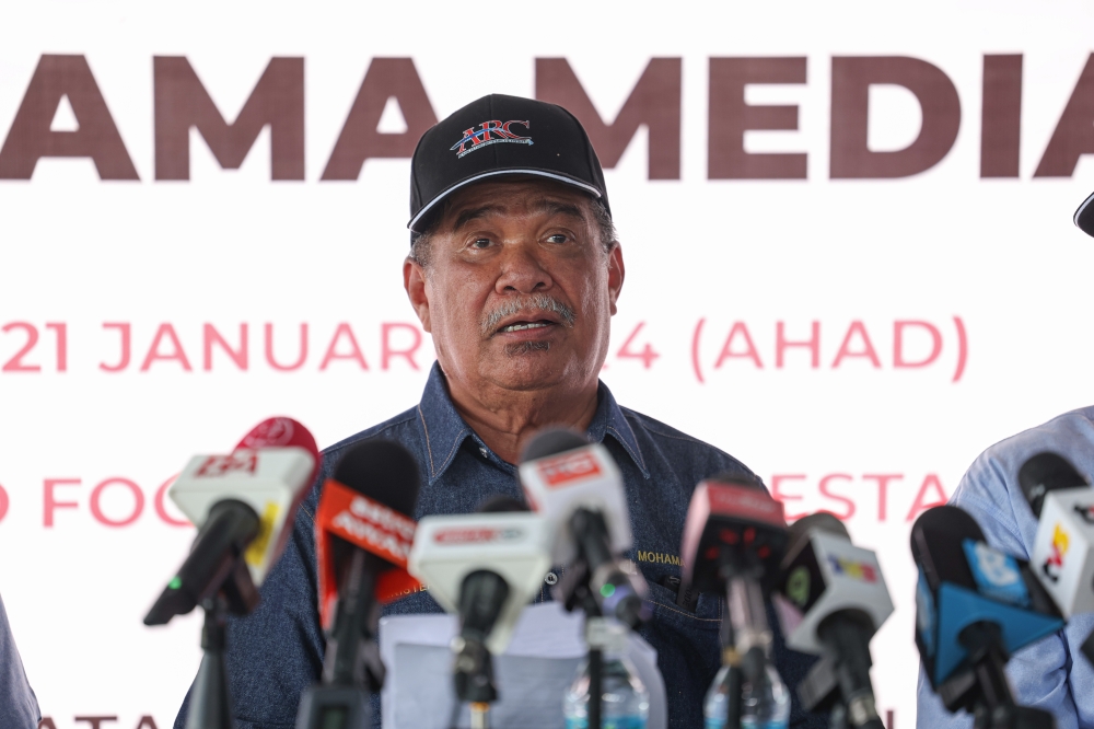Agriculture and Food Security Minister Datuk Seri Mohamad Sabu said any announcement or decision made must be in accordance with the Control of Padi and Rice Act 1994 (Act 522) and be communicated to the Cabinet.  — Bernama pic