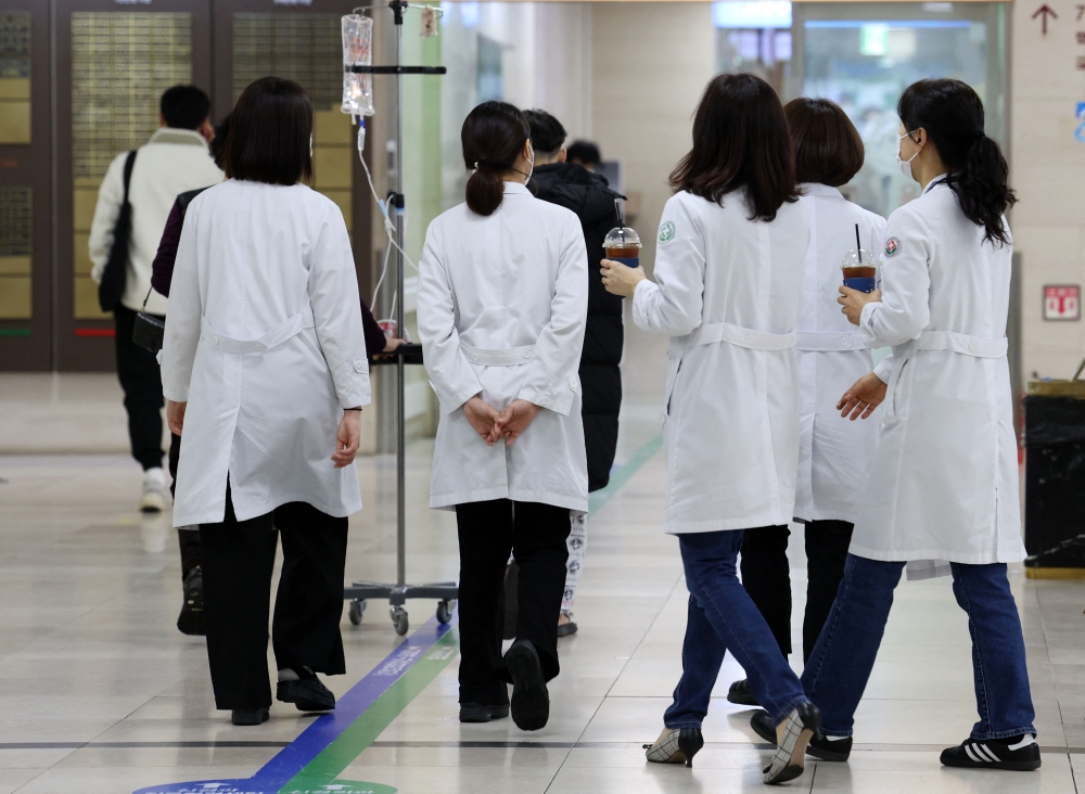 South Korea’s population of 52 million had 2.6 doctors per 1,000 people in 2022, far below the 3.7 average for peers in the Organisation for Economic Co-operation and Development. — AFP pic
