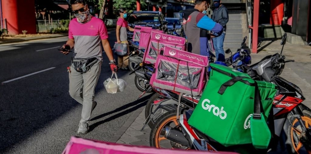 Delivery Hero has decided to withdraw from negotiations to sell off FoodPanda. — SoyaCincau pic