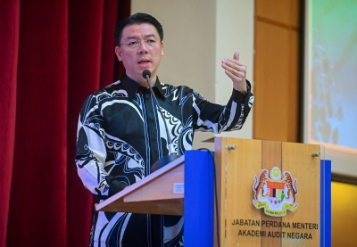 Housing and Local Government Ministry committed to improving local authorities' effectiveness, integrity, says minister - Vimarsana News