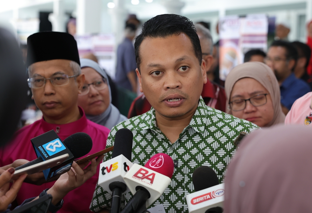 Natural Resources and Environmental Sustainability Minister Nik Nazmi Nik Ahmad said that this matter was agreed upon during the National Committee on Haze and Dry Weather meeting. — Bernama pic