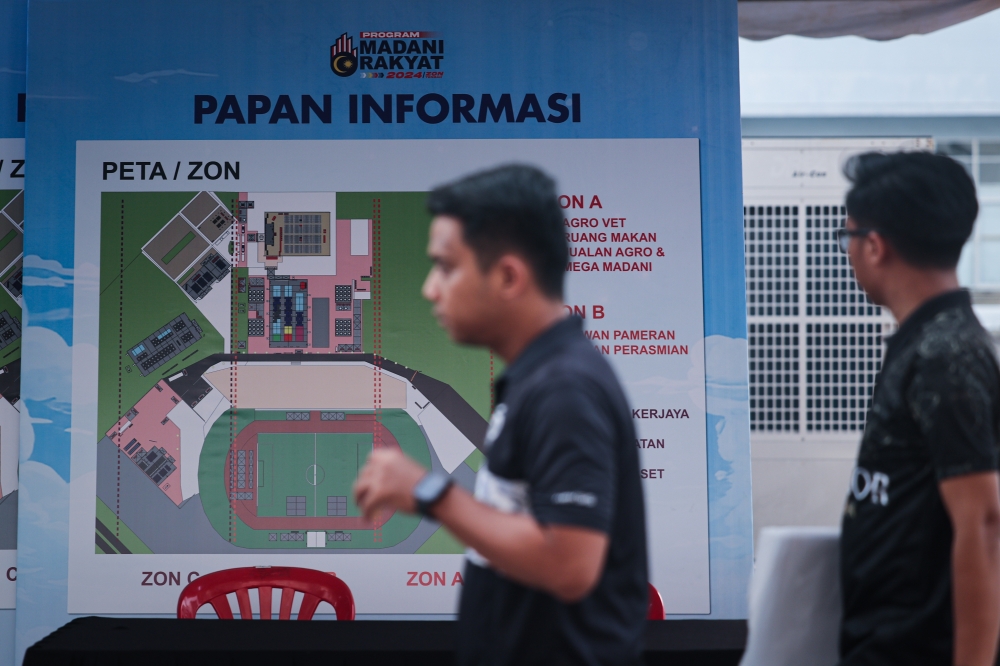 PSD said there are three types of counselling and consultation service sessions available to visitors at its booth at the Madani Rakyat programme. ― Bernama pic