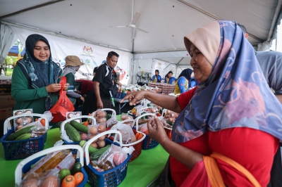 Central zone Madani Rakyat programme offers combo baskets, chicken at RM10