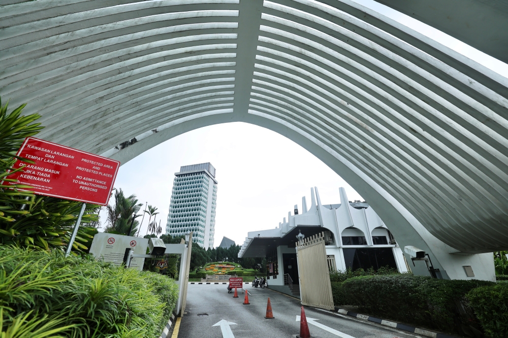 Bersih 2.0 has called for a gathering near Parliament to push the political coalitions in power to deliver on previously promised demands. — Bernama file pic