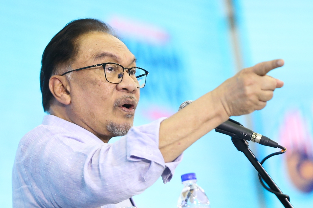 Prime minister, Datuk Seri Anwar Ibrahim said it was time to speed up the civil service renumeration for the benefit of civil servants. — Picture by Miera Zulyana