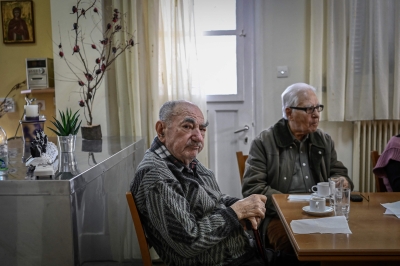 Greek elderly pool limited resources for shared housing solution