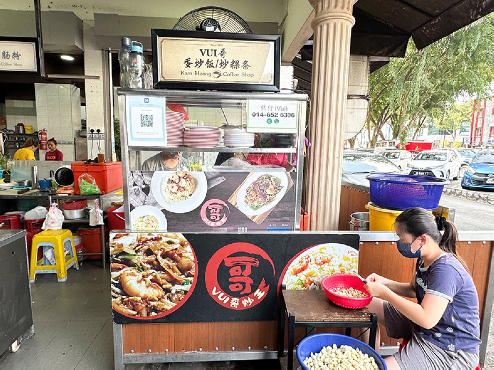 The stall can be found right at the back of this popular coffee shop