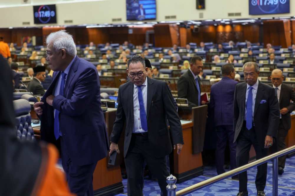 Opposition Members of Parliament walked out of the House when Prime Minister Datuk Seri Anwar Ibrahim offered his congratulations and pledge of allegiance to His Majesty Sultan Ibrahim and Her Majesty Raja Zarith Sofiah at the Dewan Rakyat session Parliament House, February 27, 2024. — Bernama pic 