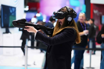 HTC boss welcomes Apple VR competition