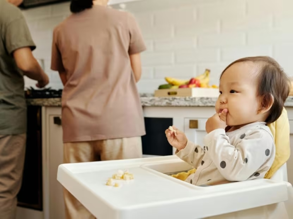 Singapore’s TFR has been on a downward trend since 2018, when it was 1.14. It continued to fall to 1.12 in 2021, followed by 1.05 in 2022.  — Pexels pic via TODAY